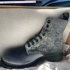 Dr. Martens 1460 Grey Brocade Velvet Emboss Laced up Boot Women’s Size 8